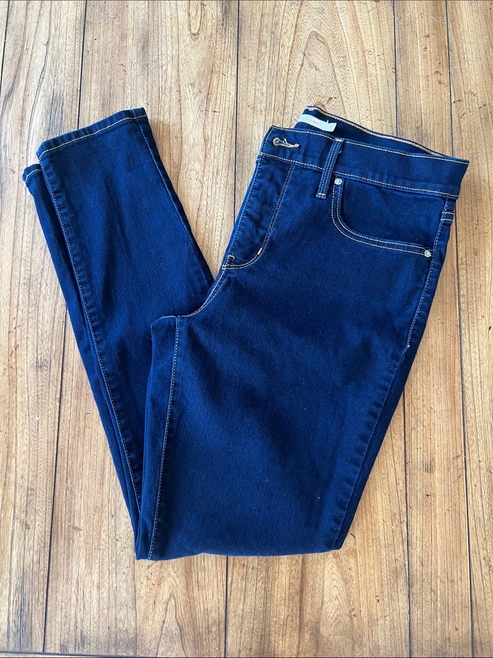 Levi's Women's Dark Indigo Skinny Jeans